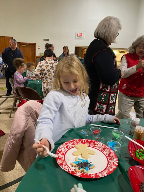 kids fun Friday Dec 22-4.jpg